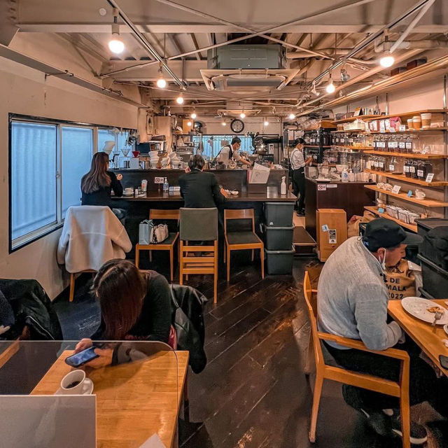 Peak Roast Coffee Osaka