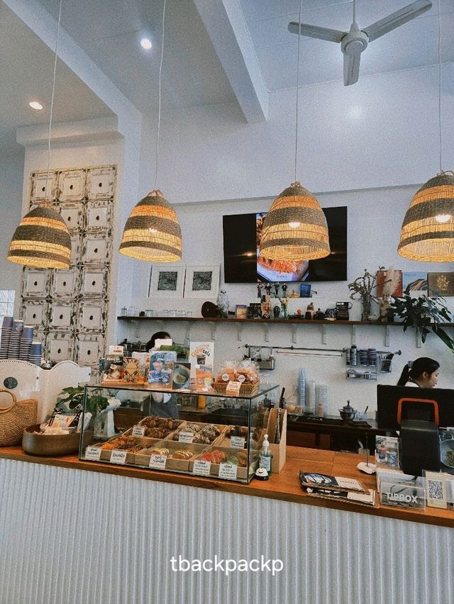 Vongole Beach Cafe 🌸🏖 Cafe ตราดไม่ข้ามเกาะ