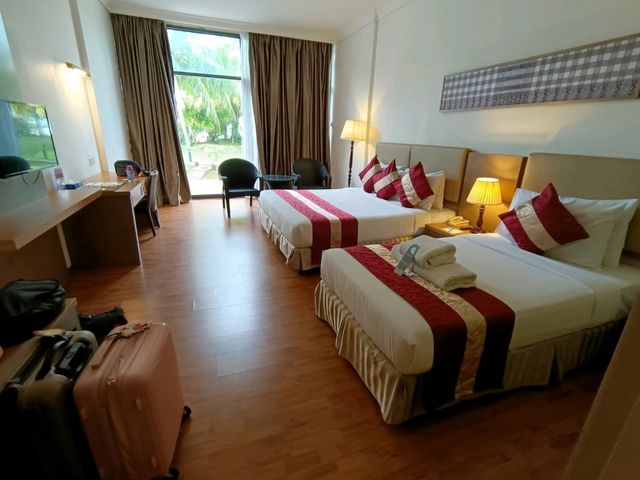 Enjoy Your Holiday At Here 🎉 Beach resort ⛵
