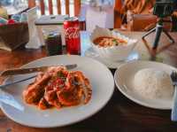 Soben Cafe Guesthouse & Restaurant  เสียมเรียบ