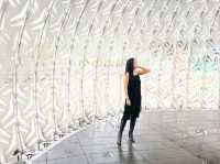 โดมสีขาว หน้าห้าง The ring chongguang 