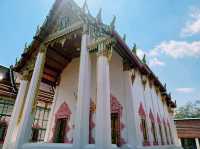 泰國曼谷古跡皇家寺廟華人文化古廟金佛寺唐人街一日遊行程，高大雄偉金塔，適合拍照📸打卡祈福