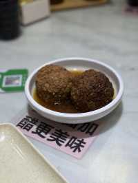 Hidden Gem Alert! 九九面馆’s Famous Crab Roe Noodles & More