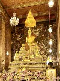 Wat Pho’s Reclining Buddha: A Sight to Behold