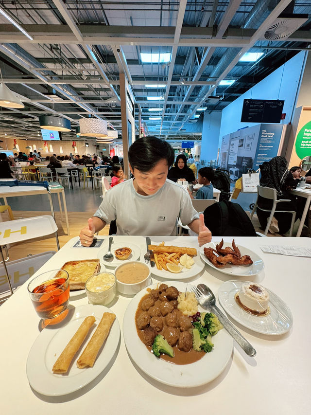 Satisfy Your Cravings with Swedish Flavors at IKEA Cheras! 🇸🇪🍴”