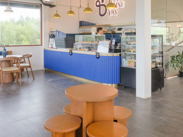 📍 บ้านชายเล บางปู - Baan Shine Lay 🌳🍰☕️