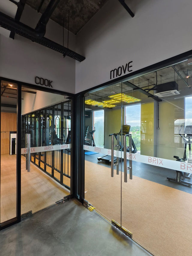 “BRIX KLIA by Pinetree — Stylish Comfort Near Kuala Lumpur International Airport”