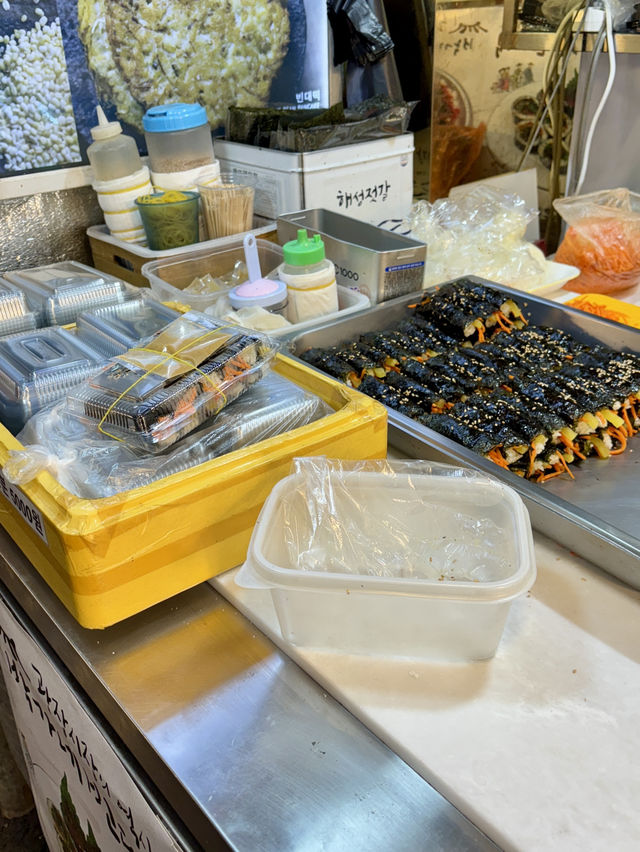 【韓国ソウル・広蔵市場】伝統の味と贅沢な料理が楽しめる「パッカネピンデトッ」