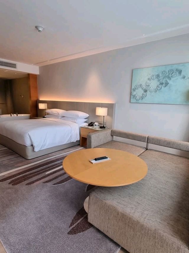 "Luxury in Every Sunset – The Ultimate Sea View Experience at Marriott Kota Kinabalu"