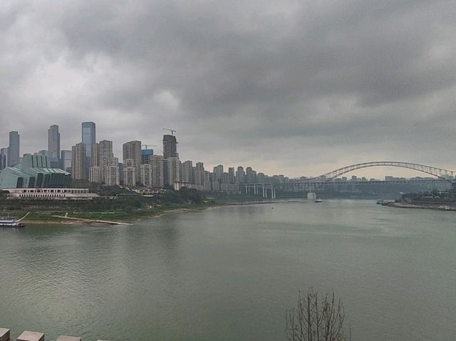 在來福士大樓觀景台俯瞰朝天門廣場
