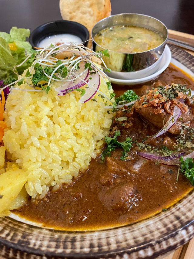 【沖縄】那覇市 沖縄食材が味わえるこだわりスパイスカレー