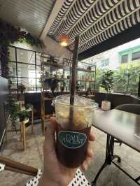 Vincent Cafe คาเฟ่ชิคๆ ในโรงแรม Town in Town