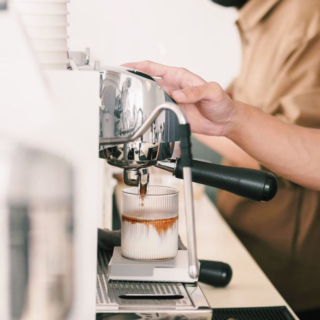 Daydream Coffee Studio คาเฟ่สไตล์มินิมอล