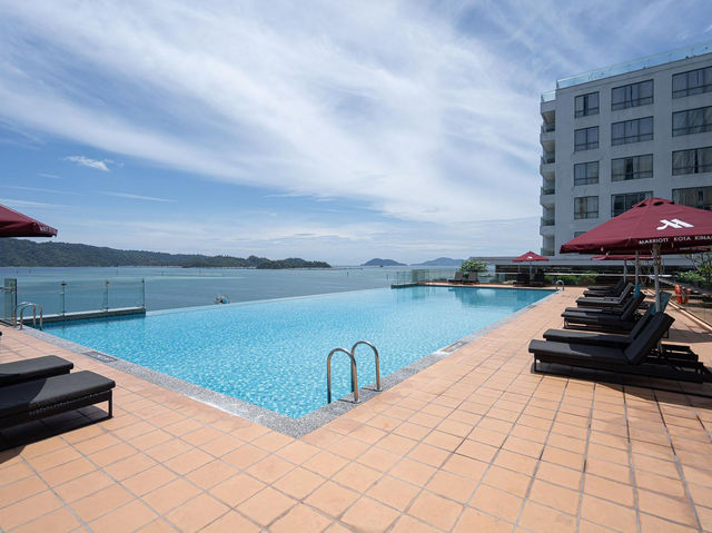 “Sunset Serenity by the Sea: The Luxury Haven of Marriott Kota Kinabalu”