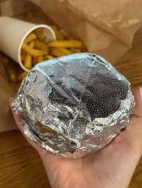 Five Guys ร้านแฮมเบอร์เกอร์ในเซี่ยงไฮ้