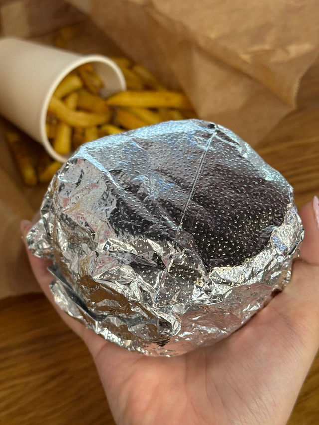Five Guys ร้านแฮมเบอร์เกอร์ในเซี่ยงไฮ้