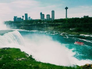 Camping at Niagara Falls : Nature Escape