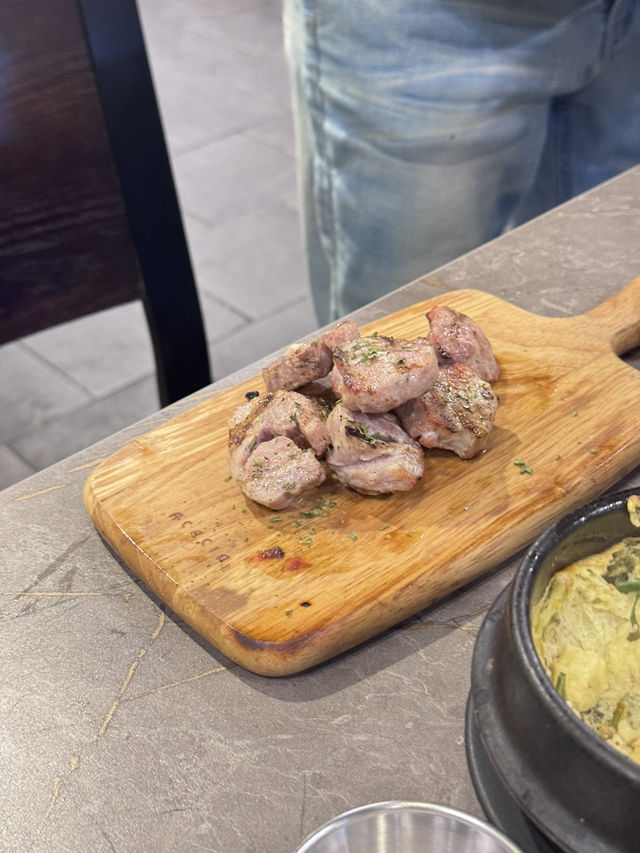 광주 초벌구이 숯불구이 삼겹살 맛집,육쁘다