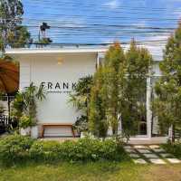 FRANK - Cheesecake by the 'gram' ระยอง
