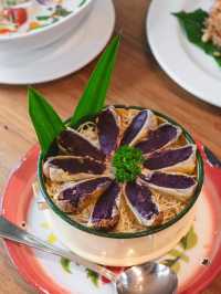 ชมคาเฟ่ เชียงใหม่  (CHOM CAFE AND RESTAURANT)
