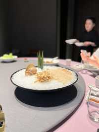 🥢 “이우의 밤, 진짜 미식을 만나다 – LAO BIAN JIU JIA에서 코끼리조개와의 조우”