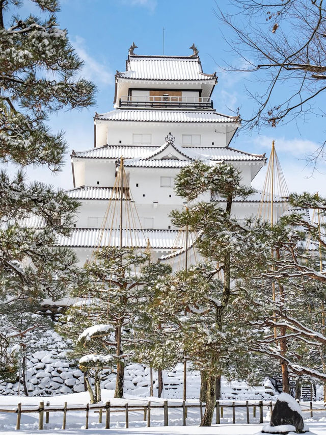 🏯【福島・会津若松】鶴ヶ城｜白壁が美しい“会津のシンボル”で歴史ロマンに浸る 