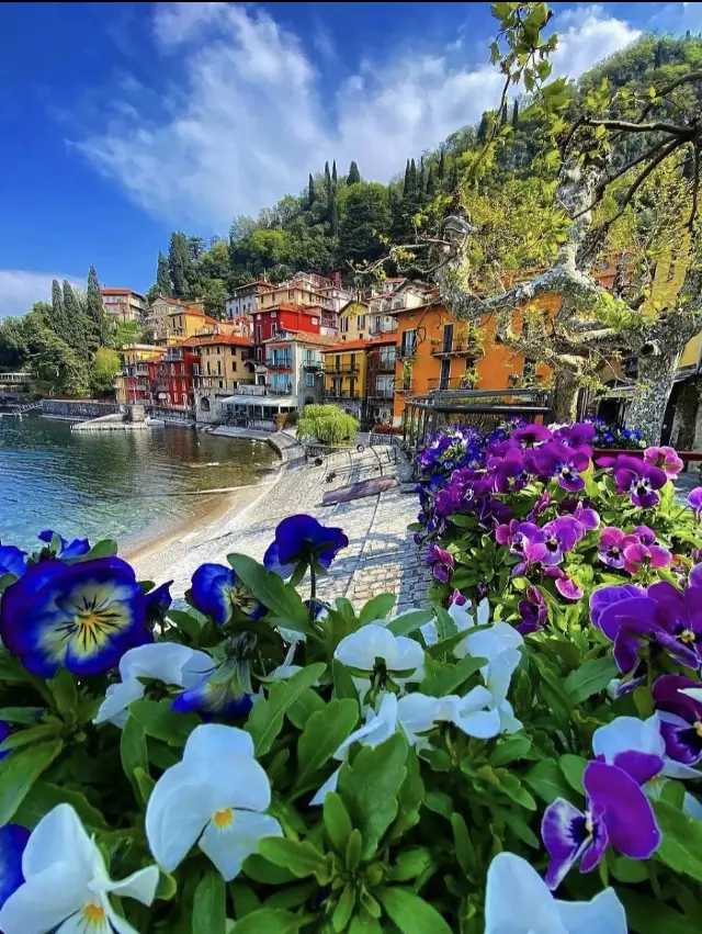 God scattered the snow of the Alps into the evening breeze of Lake Como.