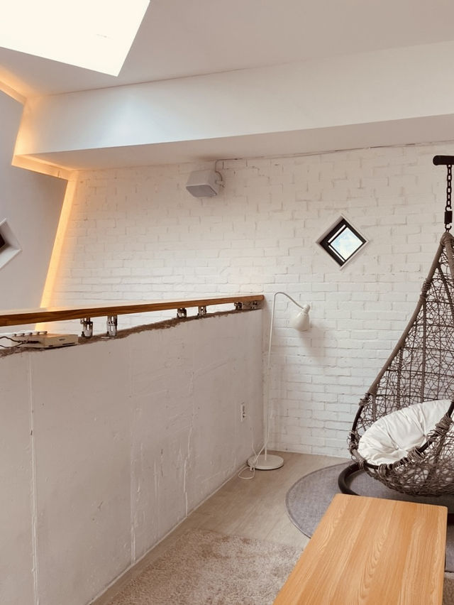 A Cozy and Convenient Base for Exploring Jeju
