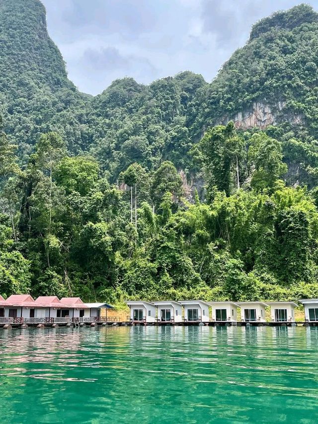 Lakes, Jungles & Jurassic Feels