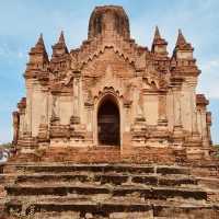 Bagan at Dawn: A Hot Air Balloon Odyssey Over 2,000 Temples