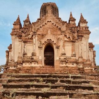 Bagan at Dawn: A Hot Air Balloon Odyssey Over 2,000 Temples
