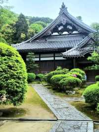 Tranquil Beauty at Ginkaku-ji: Kyoto’s Silver Gem