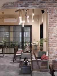 Mondes Cafe