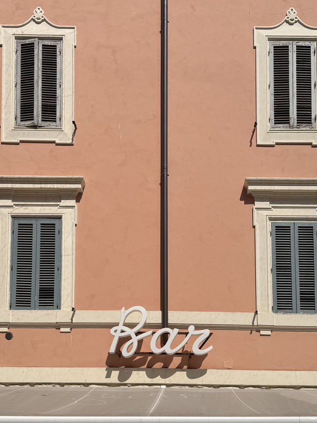 Local life at Bar San Calistro • Roma