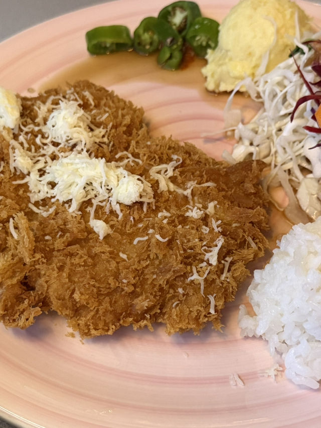 만원에 식사할 수 있는 식당 뷰 맞아요 🤍 뷰, 가격1등 