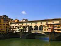 สะพานเวคคีโอ (Ponte Vecchio)