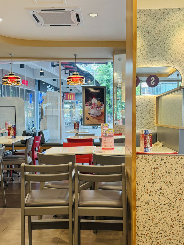 ของหวานเย็นๆ ต้องแวะ Swensen’s ทาวน์อินทาวน์ 