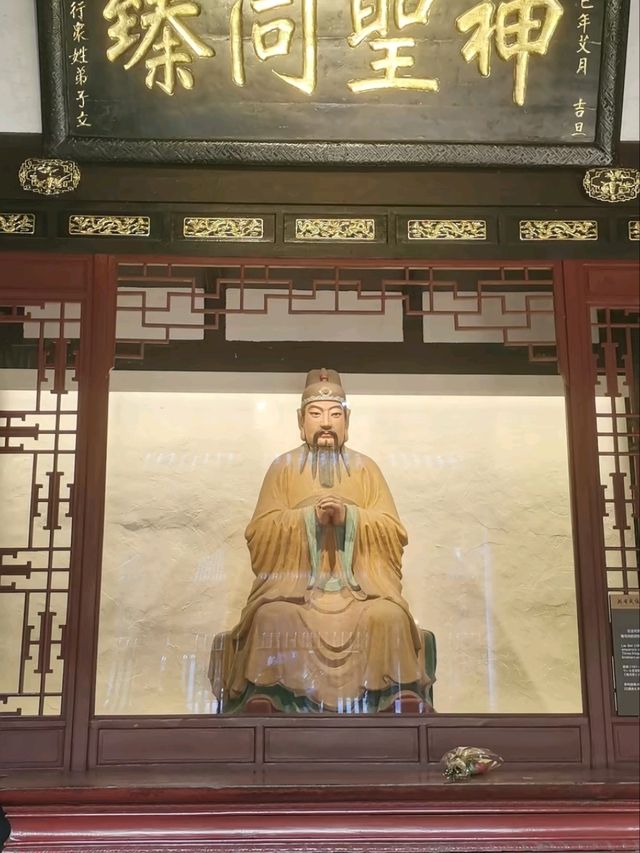 WUHOU SHRINE · CHENGDU’S LIVING ROMANCE OF THE THREE KINGDOMS