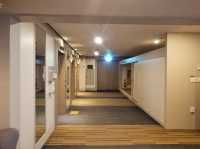 This wedding hall hotel really serves up to its quality