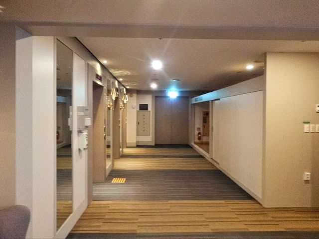 This wedding hall hotel really serves up to its quality