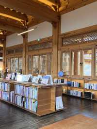 전주 실내 한옥 연화정도서관 📚