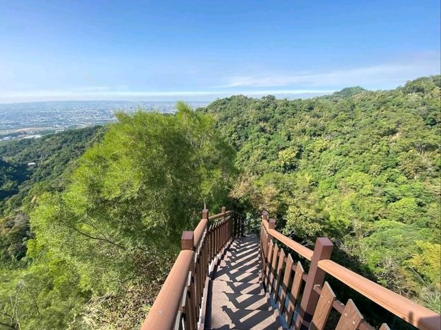Exploring Juxing Mountain