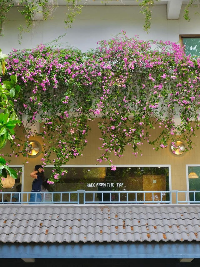 YUU WAKE-N-BAKE คาเฟ่ชะอำสุดคิ้วท์ สไตล์โฮมมี่
