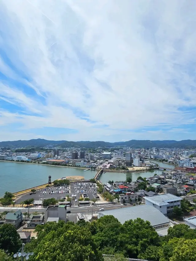 규슈 바다를 따라 도착한 물의 도시 가라쓰