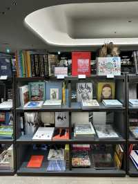 【東京・麻布台ヒルズ】京都の「大垣書店」初の東京店