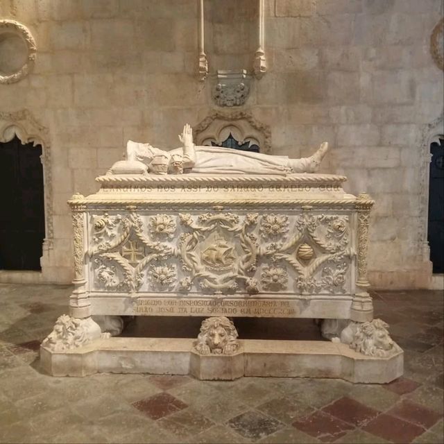 Marveling at the Splendor of Mosteiro dos Jerónimos Marveling at the Splendor of Mosteiro dos Jerónimos