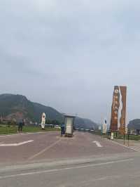 【甘泉大峡谷旅游全攻略：中国版羚羊谷的光影奇迹】