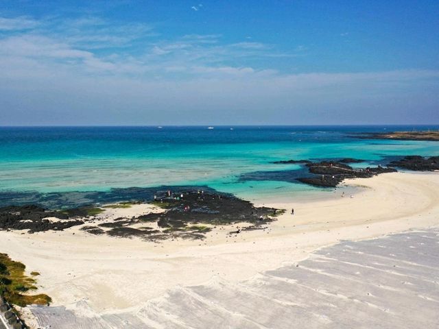 🏝 김녕해수욕장 – 에메랄드빛 바다와 고운 백사장