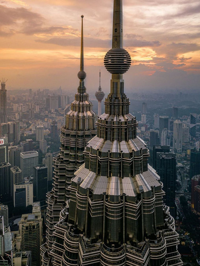 Petronas Twin Towers 