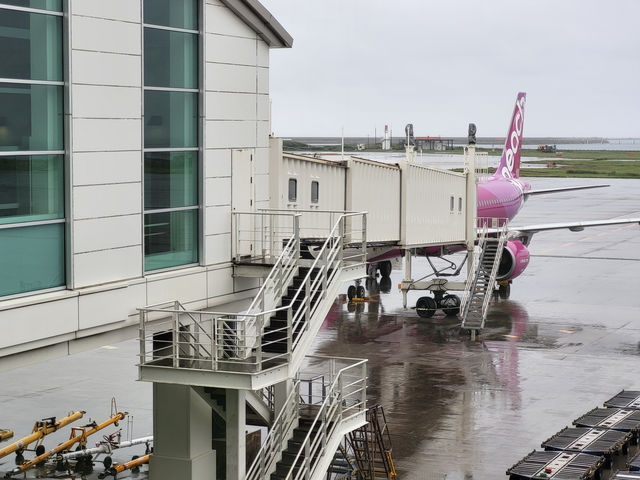 🎵一下飛機就能蹭鋼琴🎹—那霸國際機場✈️